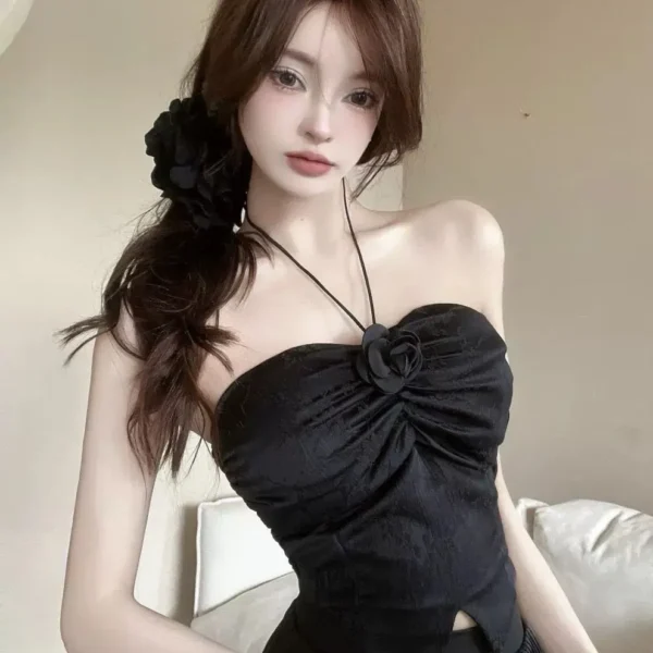 Elegant Rose Detail Halter Neck Corset Top – Black & White Strapless Blouse